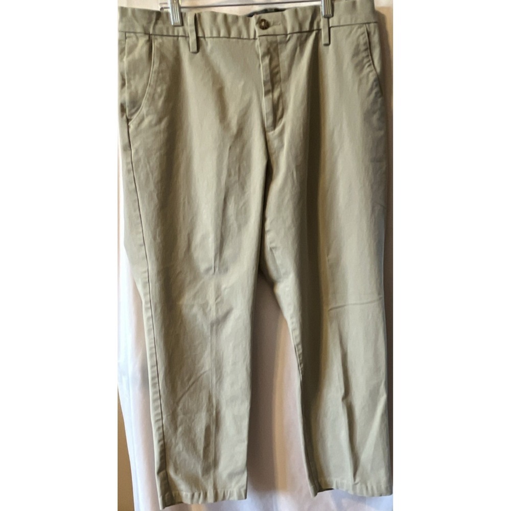 Dockers Men's Beige Cotton Classic Fit Khaki Straight Pants Size 36W 30L